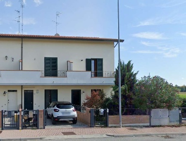 Foto Casa indipendente in Via Augusto Murri, Alfonsine Centro di 122 m²