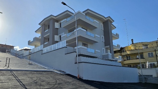 Foto Appartamento in Via Fonte Lagrimosa, Fonte Nuova Tor Lupara di 93 m²