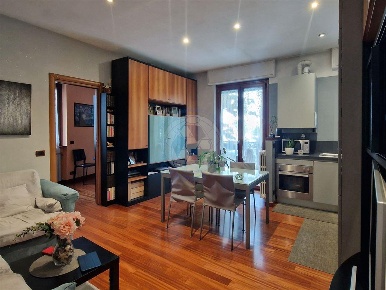 Foto Appartamento in Viale Italia, Sesto San Giovanni di 71 m² con 3 locali