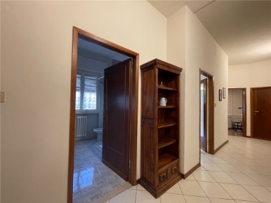 Foto Appartamento in VIA OLIVUZZO 8, Firenze Soffiano di 70 m² con 3 locali