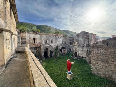 Foto Casa indipendente in Fontanella, Giano Vetusto di 400 m² con 3 locali