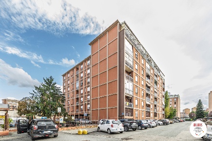 Foto Appartamento in Via Onorato Vigliani 26, Torino di 91 m² con 4 locali