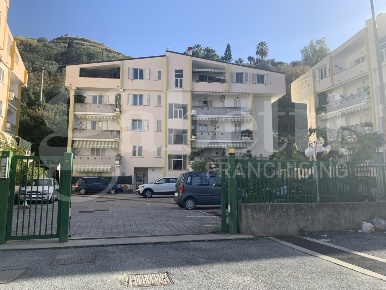 Foto Appartamento in Via ROBERTO MIRABELLI 55, Amantea Centro di 171 m²