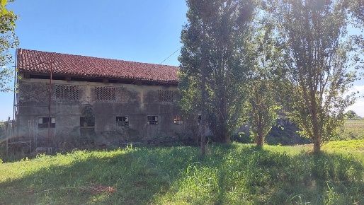 Foto Rustico in Via CAVARZERE localitÃ  Fossaviera 8, Cavarzere Centro