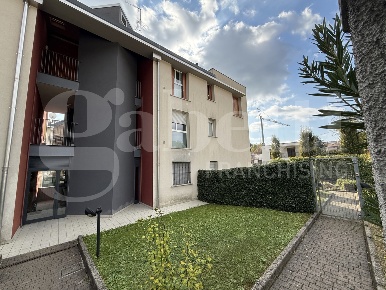 Foto Appartamento in Via Calvino snc, Albese con Cassano di 40 m²