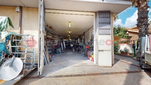 Foto Laboratorio in Via Roccalbegna 13, Roma Trullo - Colle del Sole