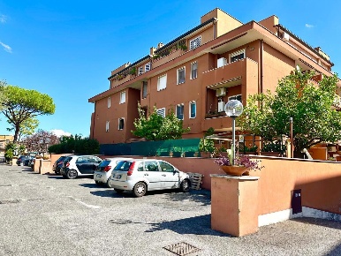 Foto Appartamento in Tuscolana, Roma Anagnina di 80 m² con 3 locali