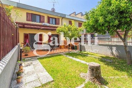 Foto Villa a schiera in del Mare, Marano di Napoli Centro di 160 m²