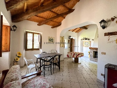 Foto Casa indipendente in FRAZIONE FUNTI SNC, Ascoli Piceno di 81 m²