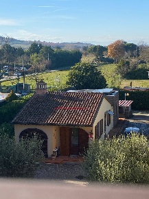 Foto Appartamento a Arezzo di 95 m² con 4 locali in vendita