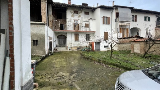 Foto Case semi ndipendenti in VIA BRACCHIERI 1, Viguzzolo di 388 m²