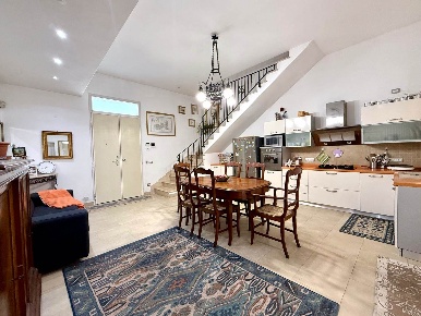 Foto Appartamento in Via G. Matteotti 56, San Vincenzo Centro di 146 m²