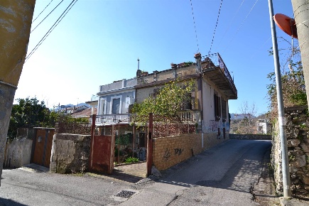 Foto Appartamento in Via Graziadei 86, Salerno Ogliara di 116 m² in vendita