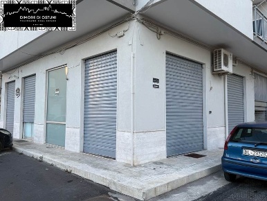 Foto Negozio a Ostuni Via Ludovico, Corso Umberto I, Vittorio Emanuele