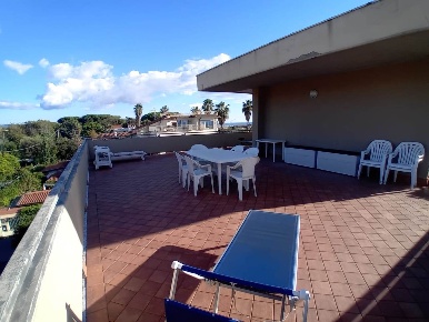 Foto Villa a schiera a Montignoso Cinquale di 190 m² con 5 locali