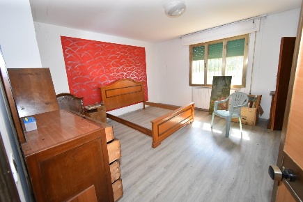 Foto Villa unifamiliare a Pisa Ospedaletto di 240 m² con 9 locali