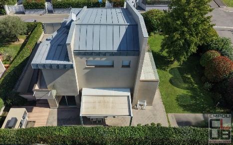 Foto Villa unifamiliare a Fucecchio Centro di 300 m² con 6 locali