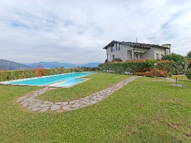 Foto Appartamento in Ghevio, Arona Centro di 34 m² con 1 locali in vendita