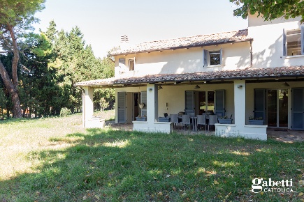 Foto Villa singola in Tasino, Pesaro Monte San Bartolo di 308 m² in vendita