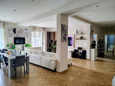 Foto Appartamento in Annibale Maria Di Francia, Napoli di 160 m² in vendita