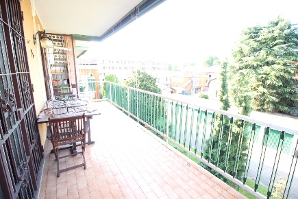 Foto Appartamento in Via monte nero 24/a, Cinisello Balsamo di 130 m²