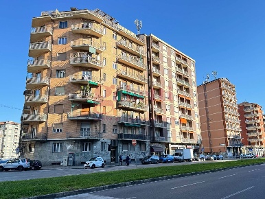 Foto Appartamento in Via GUIDO RENI 215, Torino Mirafiori Nord di 81 m²
