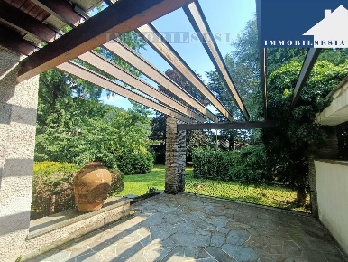 Foto Villa singola in CORSO rolandi 31, Quarona Centro di 565 m² in vendita