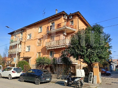 Foto Appartamento in Via Melozzo Da ForlÃ¬ 36, Bologna Santa Viola di 80 m²