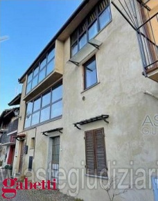 Foto Casa indipendente in Via Vasca 24, Dogliani di 110 m² con 4 locali