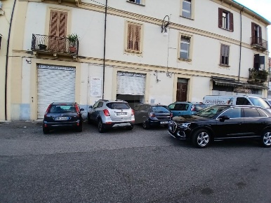 Foto Laboratorio in Via Dante Alighieri, Cosenza di 147 m² con 1 locali