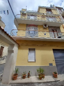 Foto Casa indipendente in VIA PARADISO, Lentini di 115 m² con 4 locali
