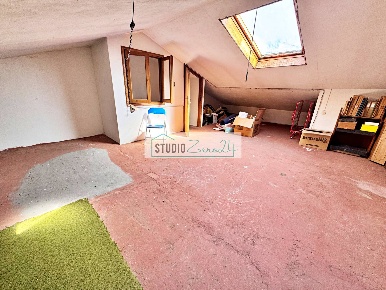 Foto Villa a schiera in via giuseppe ungaretti, Pietrasanta di 170 m²