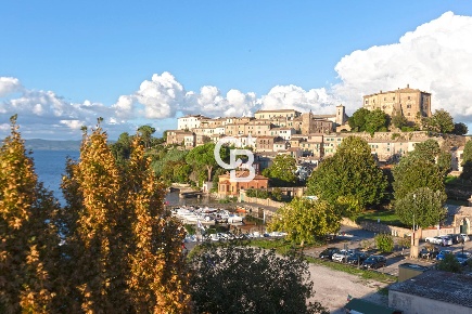 Foto Appartamento in Via Guglielmo Marconi, Capodimonte di 60 m² in vendita