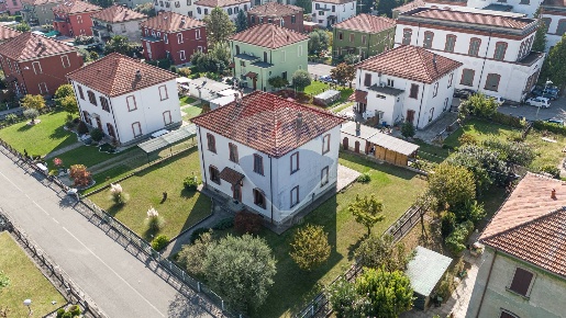 Foto Villa bifamiliare a Capriate San Gervasio Centro di 145 m² in vendita