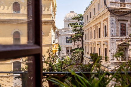 Foto Appartamento in Piazza Delle Cinque Scole, Roma di 60 m² con 2 locali