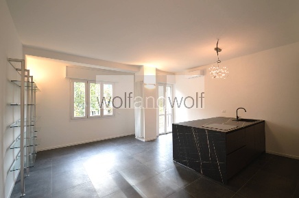Foto Appartamento in Viale Certosa, Milano Certosa di 68 m² con 2 locali
