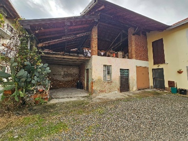Foto Rustico in VIA CESARE BATTISTI, Marano Ticino di 106 m² con 2 locali
