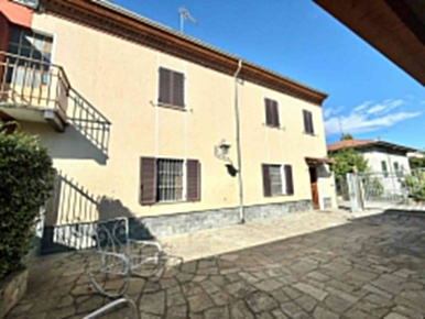 Foto Casa indipendente a Alessandria Cristo di 160 m² con 4 locali
