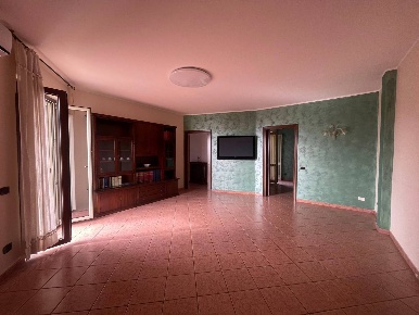 Foto Appartamento in Via san francesco di fuori, Alatri Centro di 130 m²
