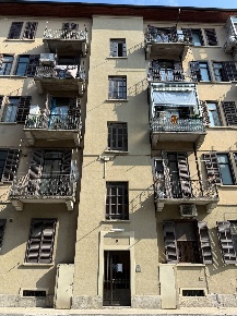 Foto Appartamento in Via Alassio, Torino Lingotto di 90 m² con 3 locali