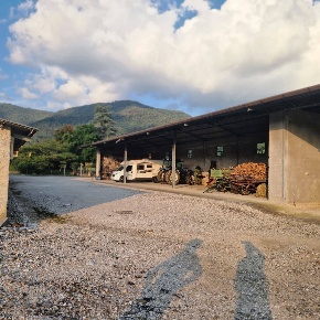 Foto Capannone industriale in via campagnola, Attimis di 200 m² in vendita