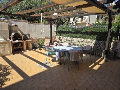 Foto Villa a schiera in Via Siracusa, Siracusa Belvedere - Tremmilia