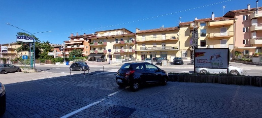 Foto Locale commerciale in contrada cardito, Ariano Irpino di 185 m²