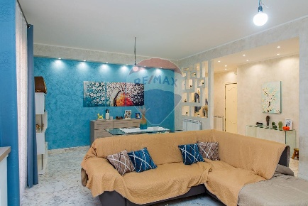 Foto Appartamento in Via Alessandro Manzoni, Misterbianco Centro di 182 m²