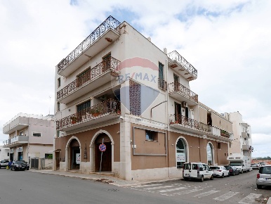Foto Appartamento in Via Giovanni Pascoli, Polignano a Mare di 124 m²