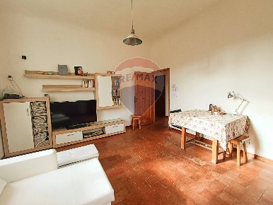 Foto Appartamento a Loro Ciuffenna Centro di 85 m² con 4 locali in vendita