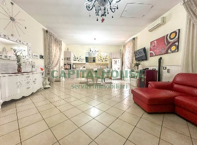 Foto Appartamento a San Prisco di 110 m² con 3 locali in vendita