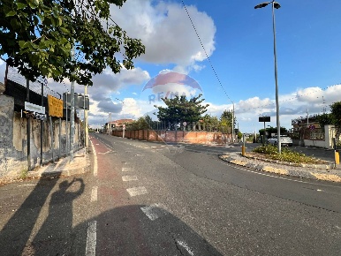 Foto Terreno residenziale in Desiderio la placa, Misterbianco di 4000 m²