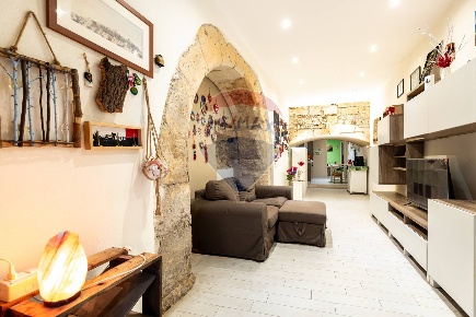 Foto Appartamento in Via Dei Genovesi, Cagliari Castello di 62 m²