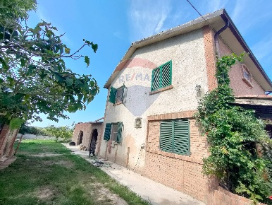 Foto Casa indipendente in strada leona, Jolanda di Savoia di 166 m²